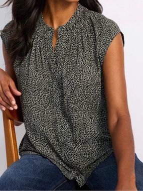 Daniel Rainn Animal-Print Top
